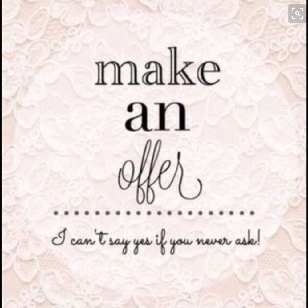 MAKE AN OFFER !!💛
